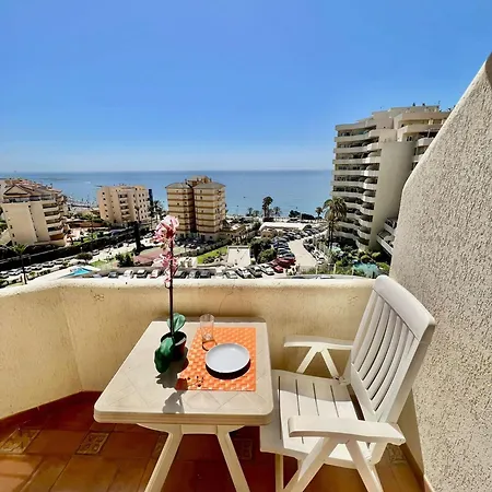 Spacious In Benalbeach With Sea Views