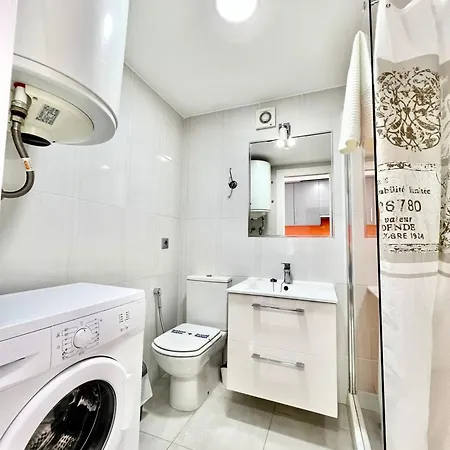 Spacious In Benalbeach With Sea Views Apartment Benalmadena